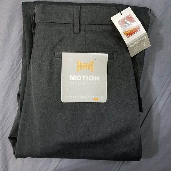 Black Pleated dress pants by Savane mens 34x29 new with tags - Picture 4 of 16